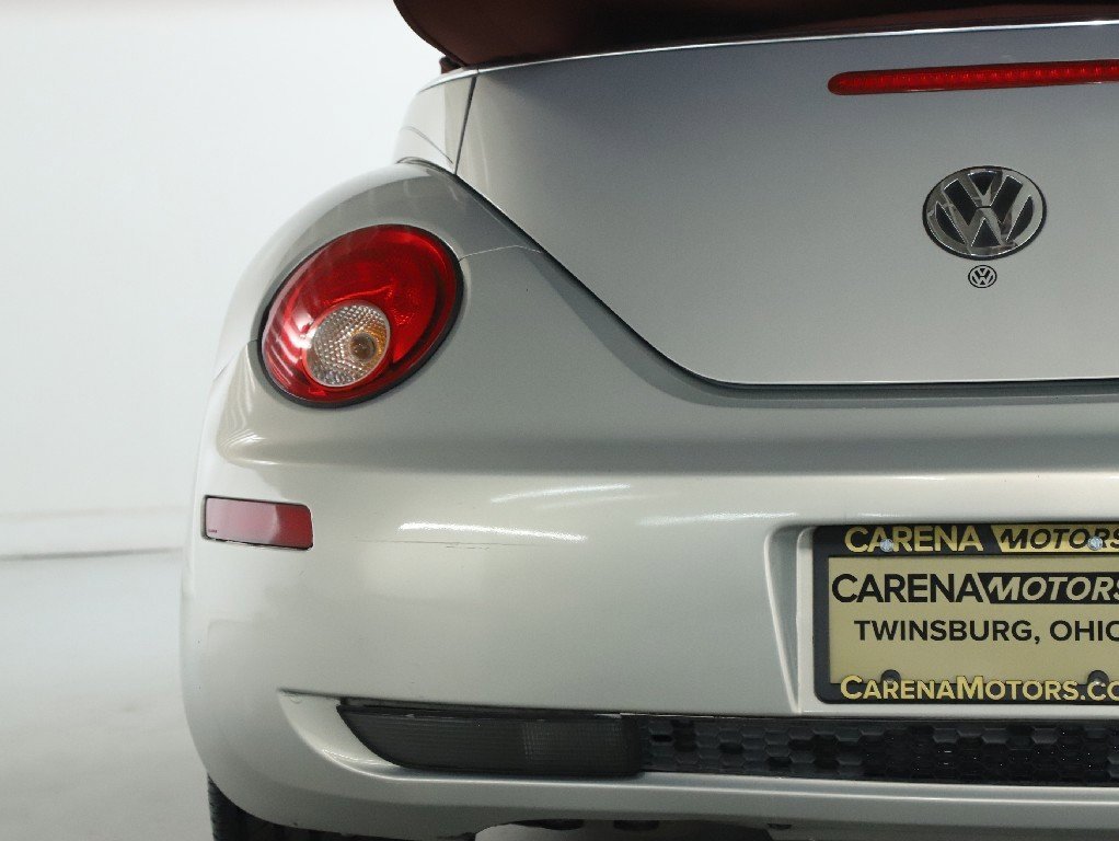 Used 2009 Volkswagen Beetle Blush image 7