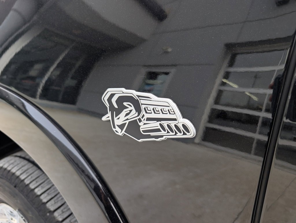 New 2026 RAM 1500 4x4 Crew Cab image 42