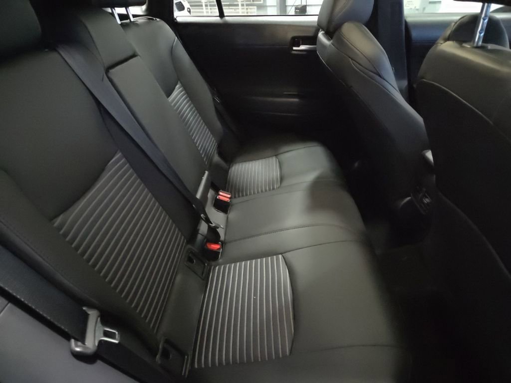 Used 2025 Toyota Corolla Cross AWD Hybrid w/ Convenience Package image 16