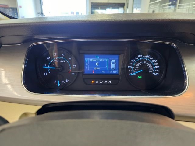 Used 2017 Ford Taurus SEL image 13