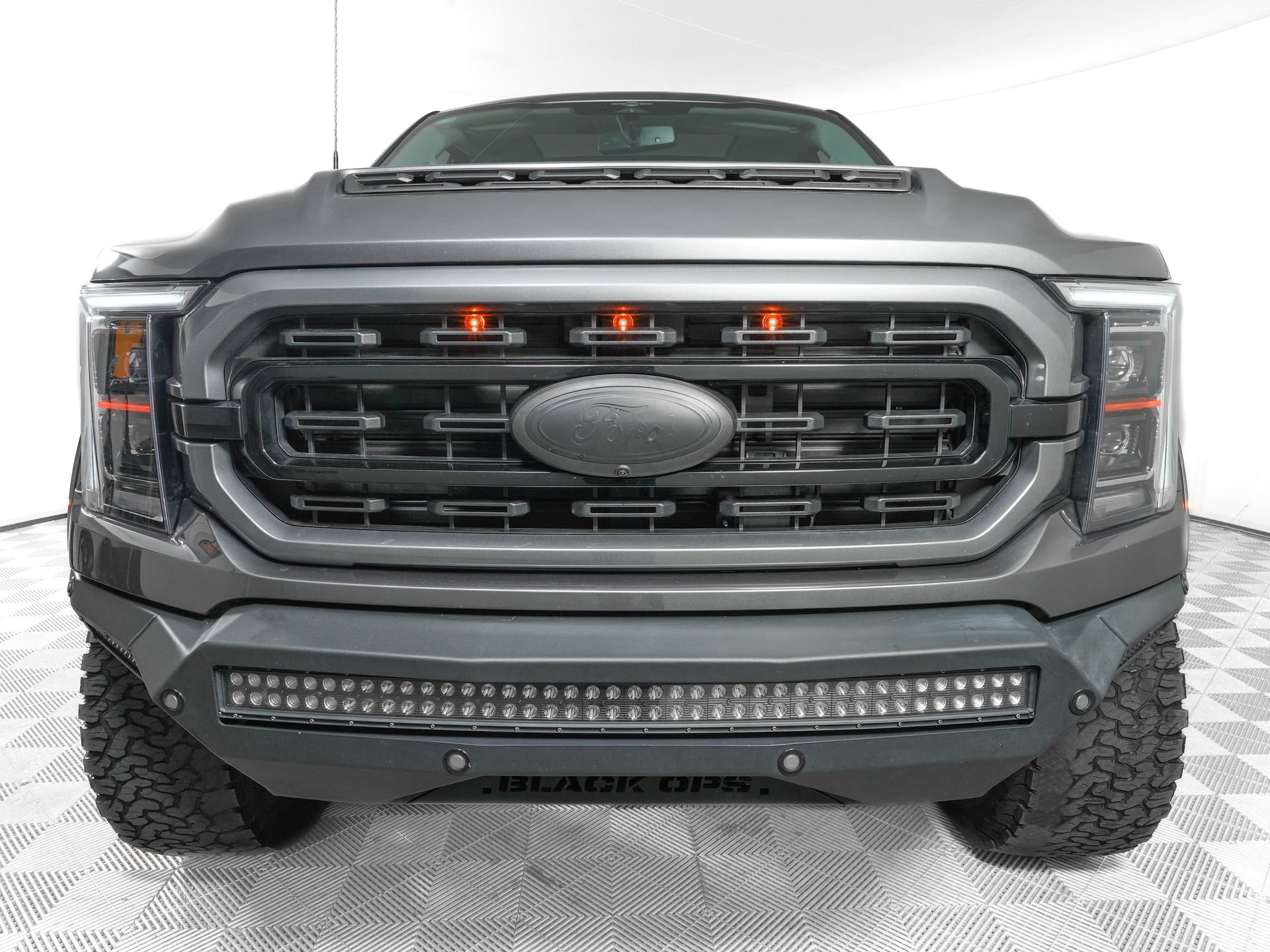 Used 2023 Ford F150 Lariat w/ Equipment Group 502A High AWD/4WD image 2