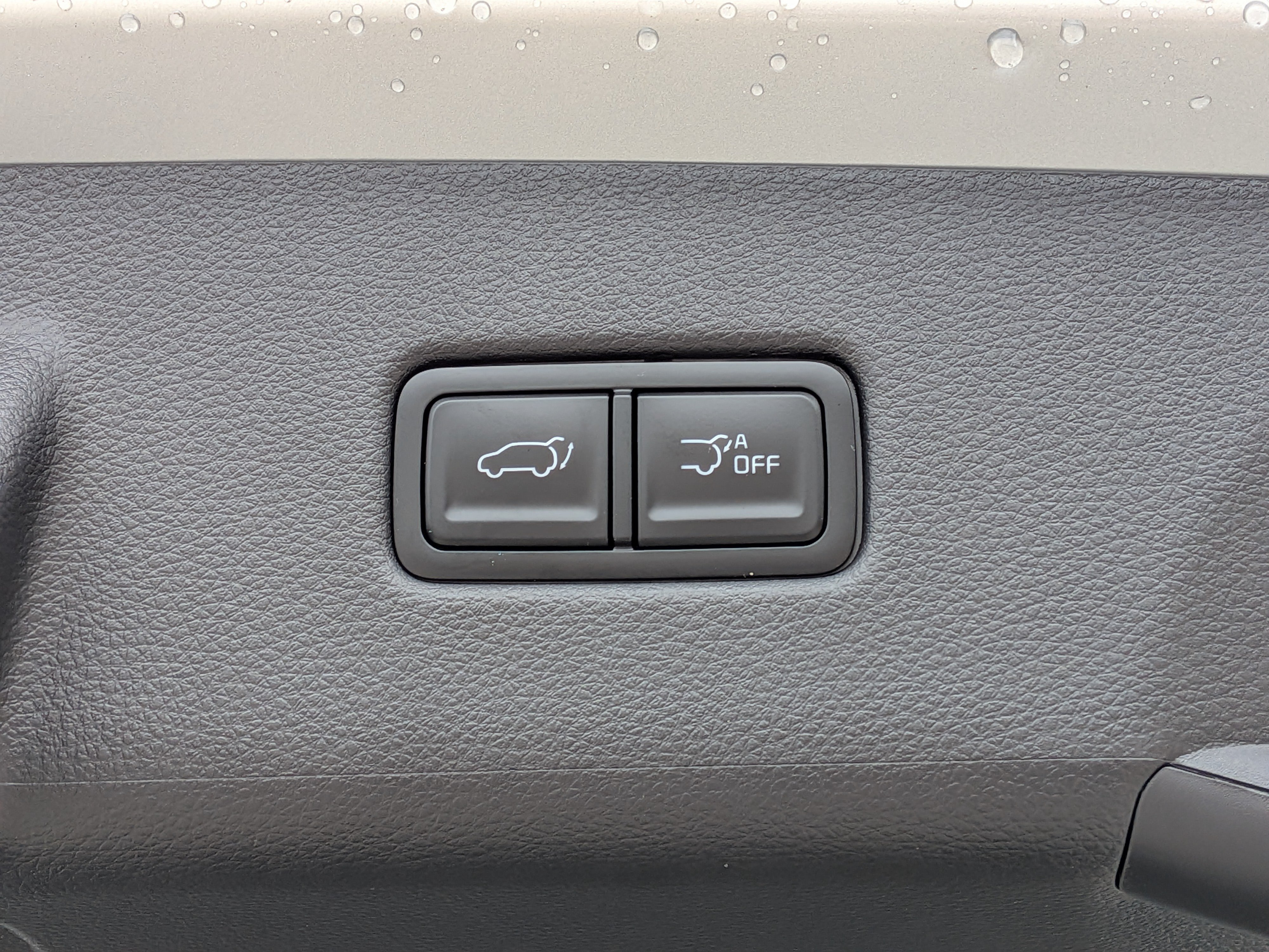 New 2026 Kia Carnival EX FWD image 14