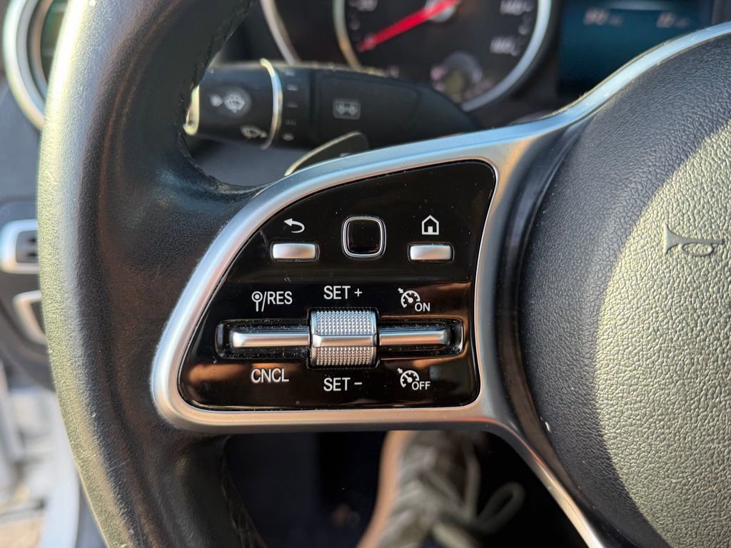 Used 2020 Mercedes-Benz C 300 Sedan image 10