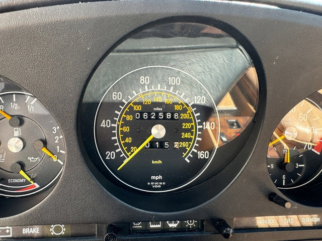 Used 1987 Mercedes-Benz 560 SL image 15