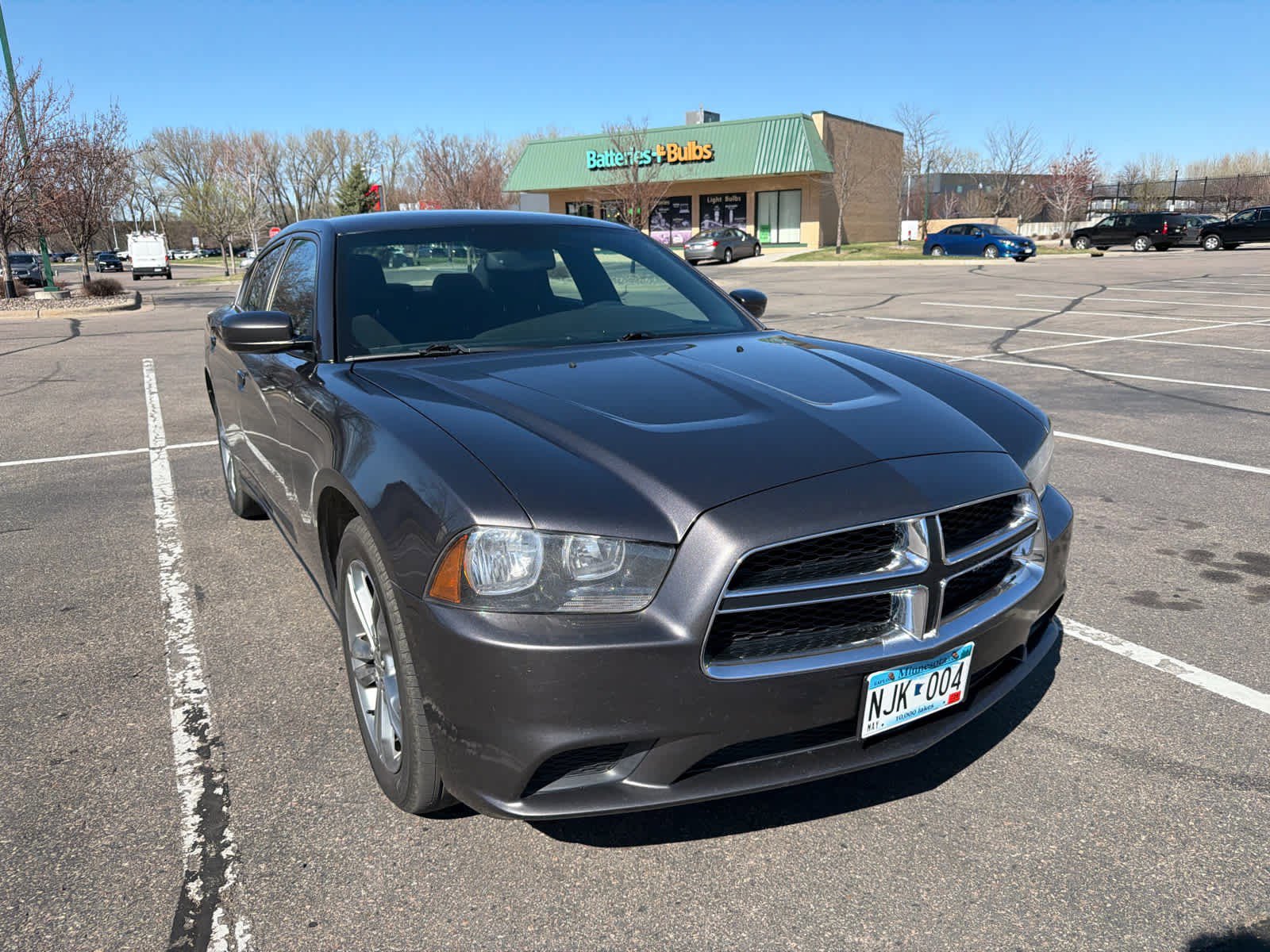 Used 2014 Dodge Charger SE image 2