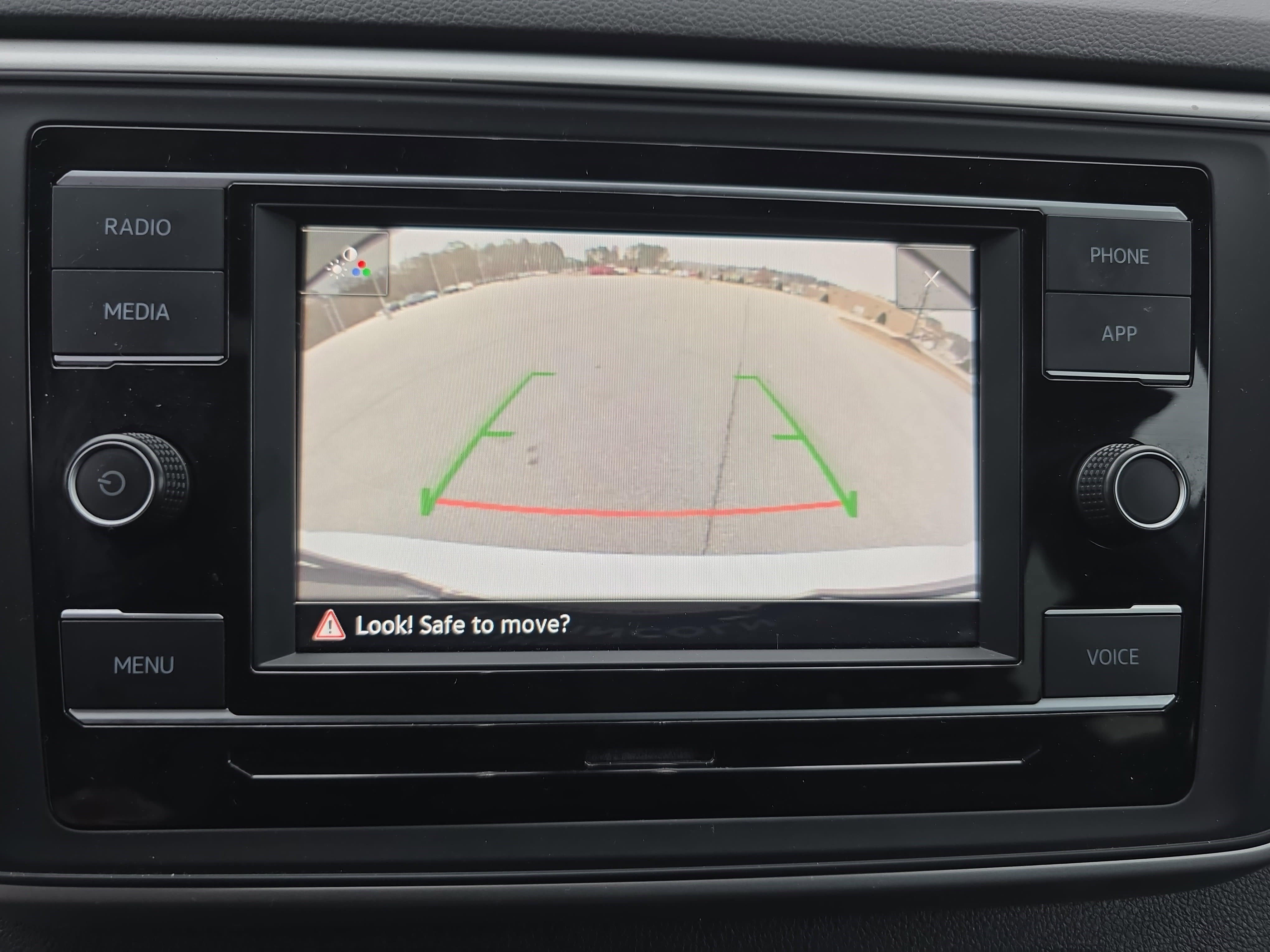 Used 2023 Volkswagen Atlas Cross Sport SE image 23