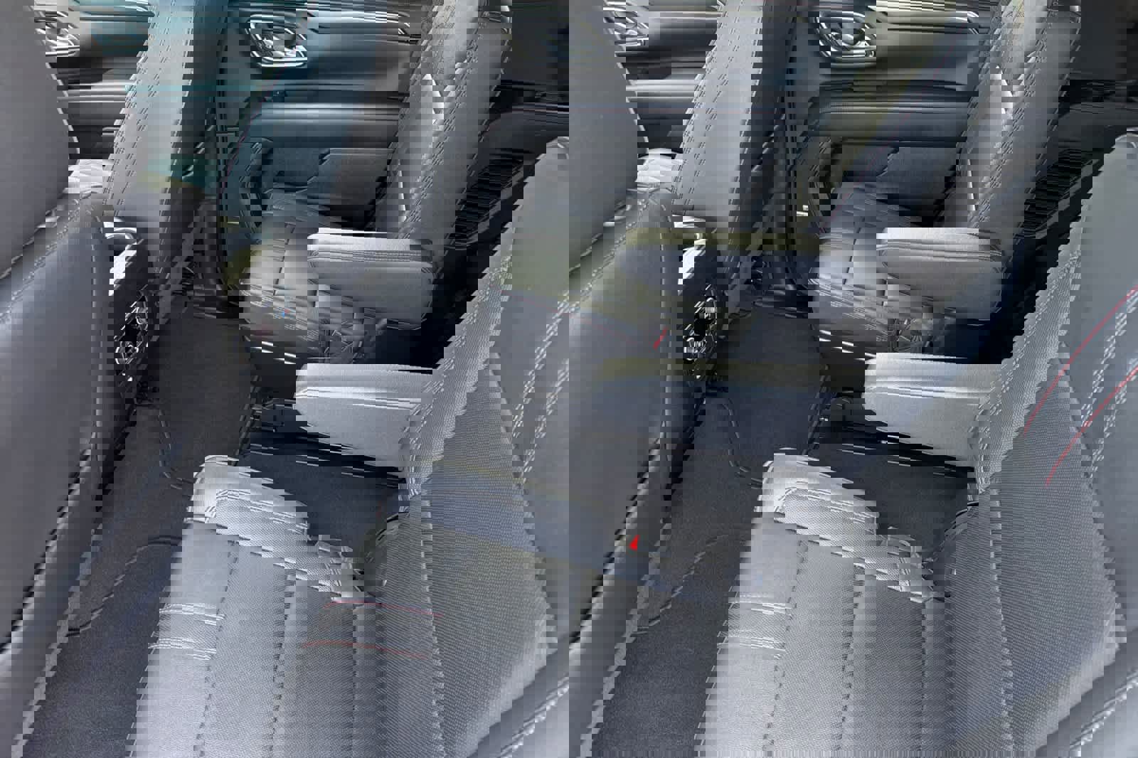 Used 2024 Chevrolet Tahoe RST w/ Sport Performance Package image 4