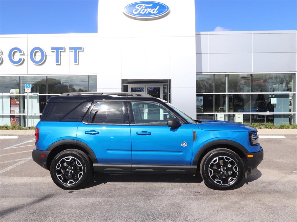 Certified 2025 Ford Bronco Sport Outer Banks w/ Outer Banks Tech Package+ image 15