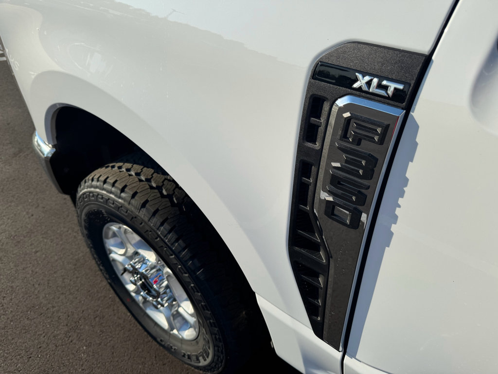 New 2026 Ford F350 XLT image 5