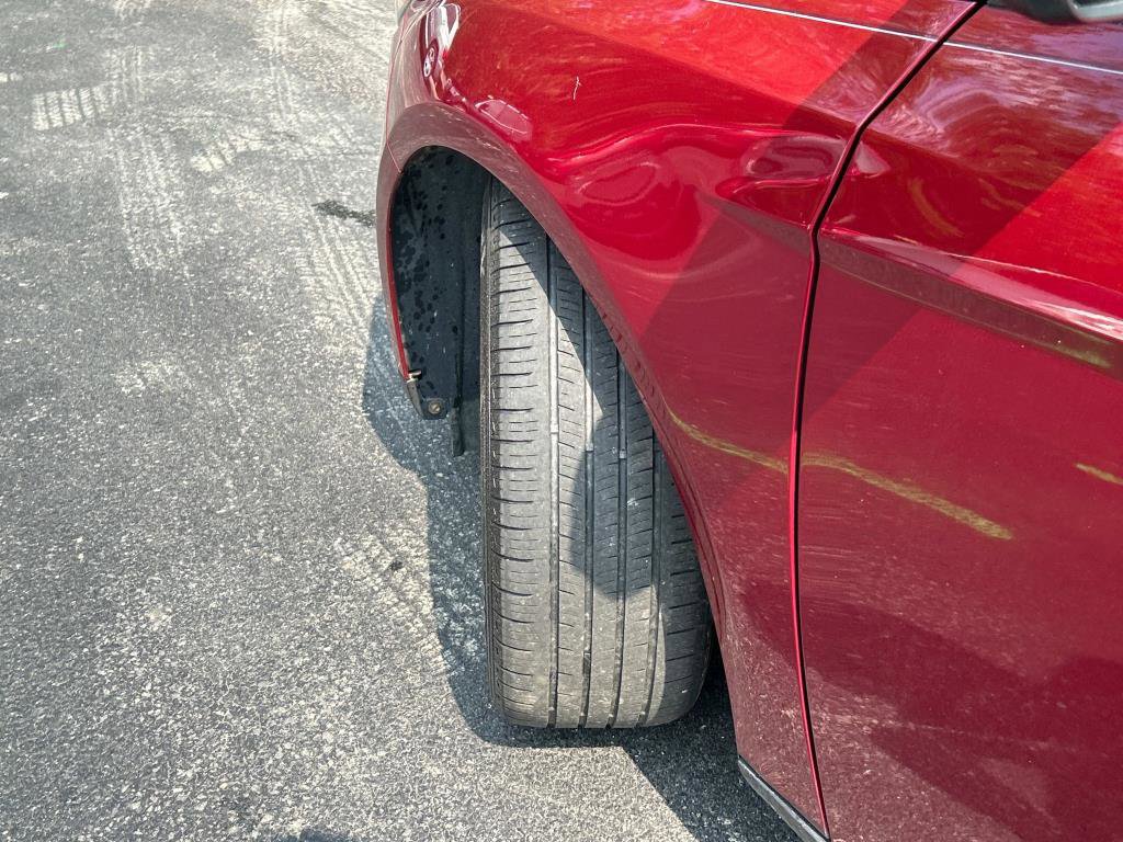 Used 2016 Ford Focus SE w/ SE Power Seat Package image 8