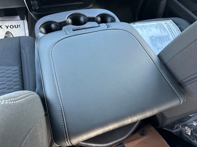New 2026 RAM 2500 Big Horn AWD/4WD image 14
