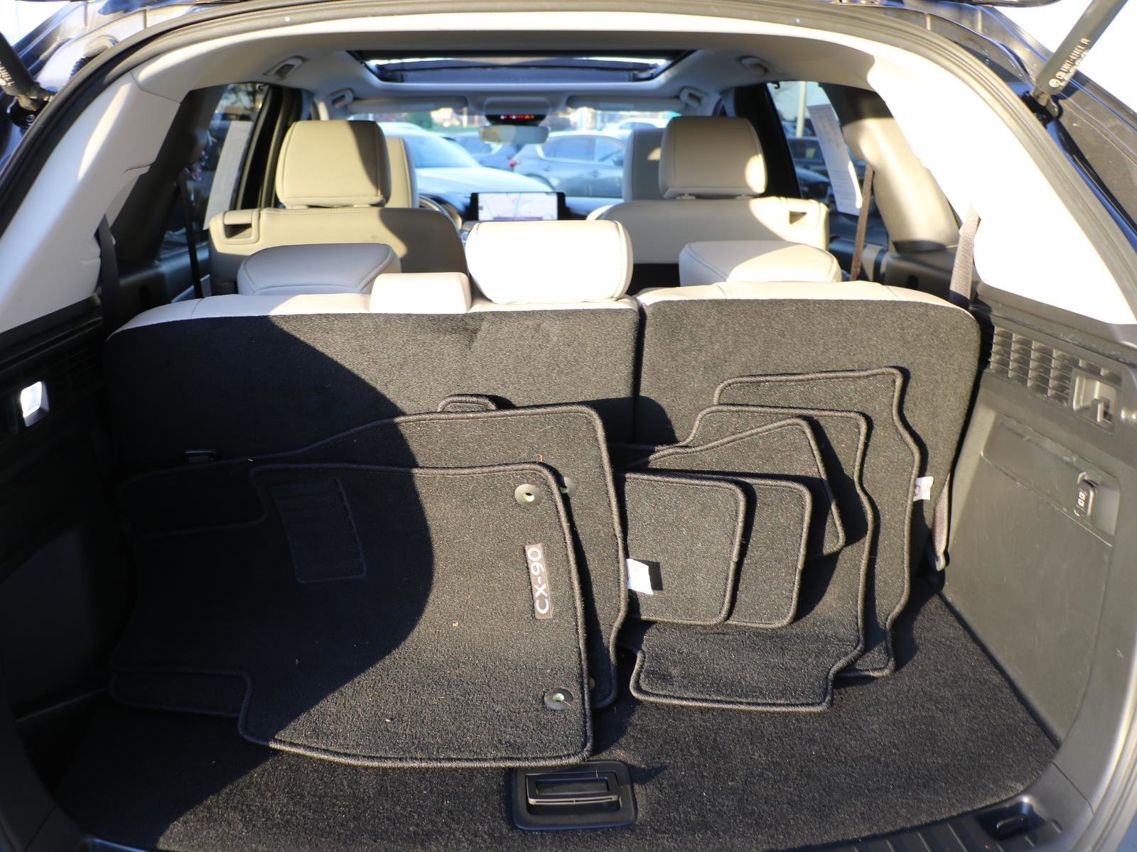 Certified 2025 MAZDA CX-90 3.3 Turbo w/ Premium Sport Pkg image 10