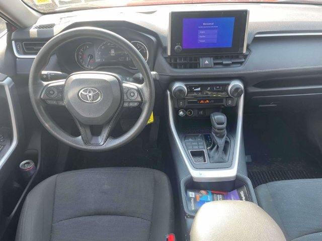 Certified 2025 Toyota RAV4 LE AWD/4WD image 15