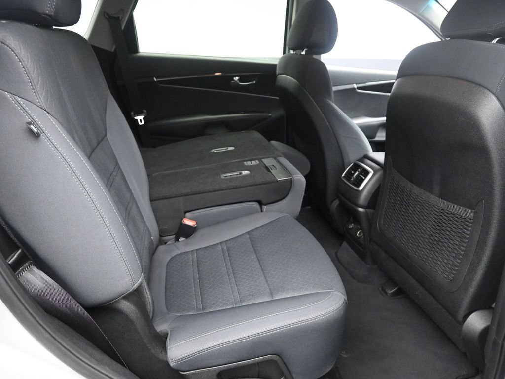 Used 2016 Kia Sorento LX FWD image 25