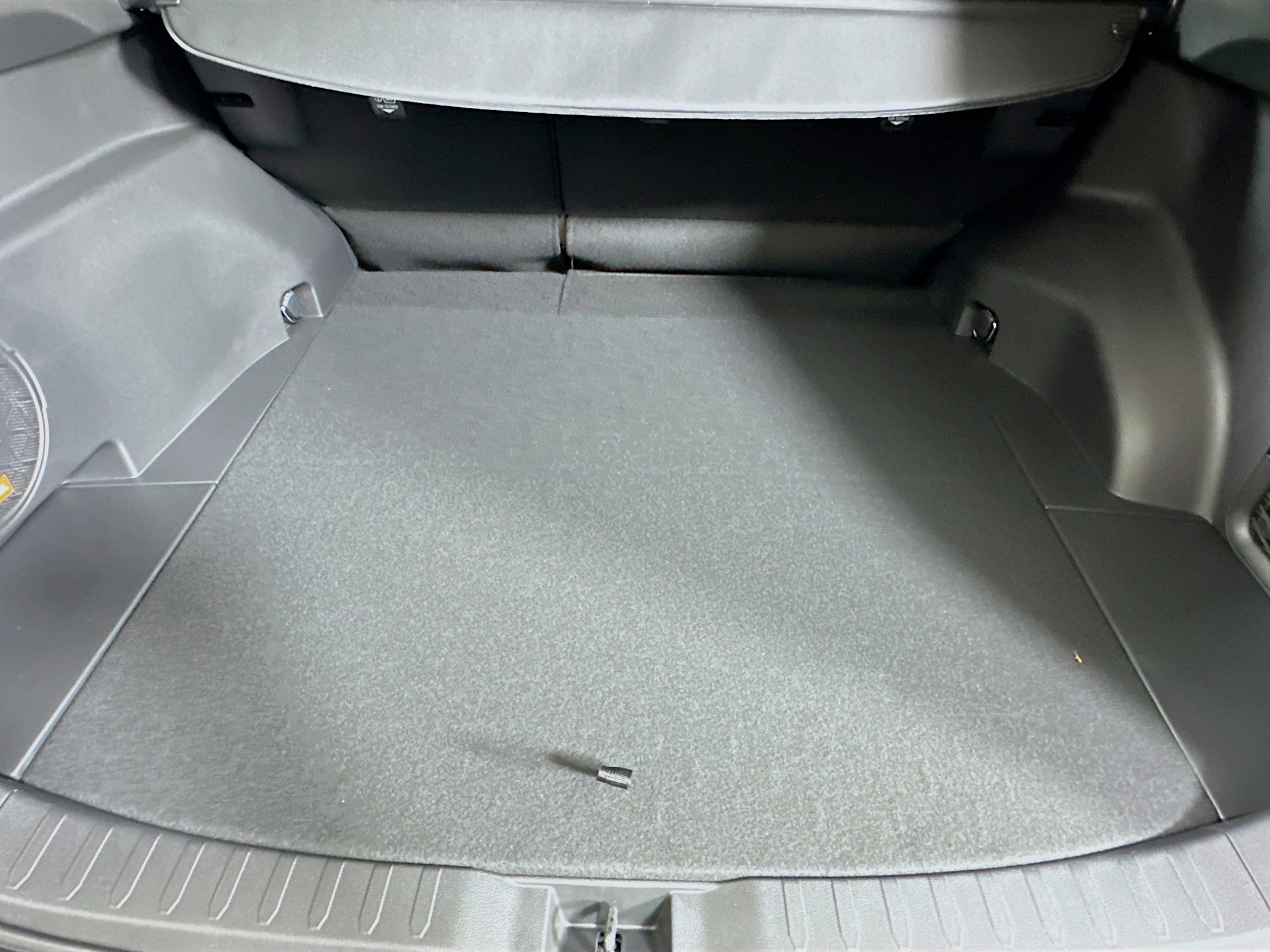 Used 2025 Toyota RAV4 Limited w/ Weather Package image 28