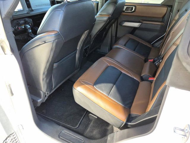 Used 2023 Ford Bronco Outer Banks image 13
