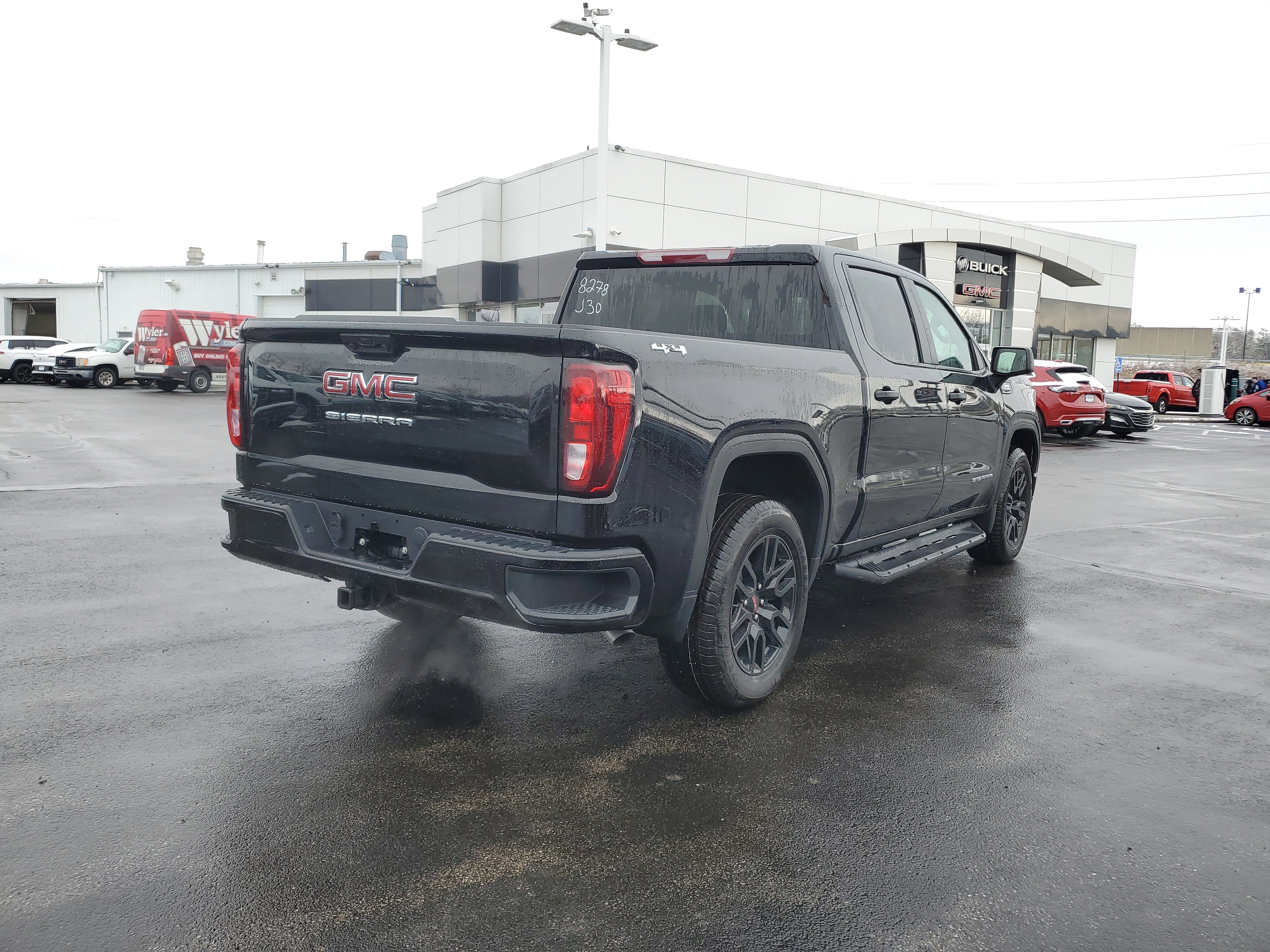 New 2026 GMC Sierra 1500 Pro w/ Graphite Edition image 4