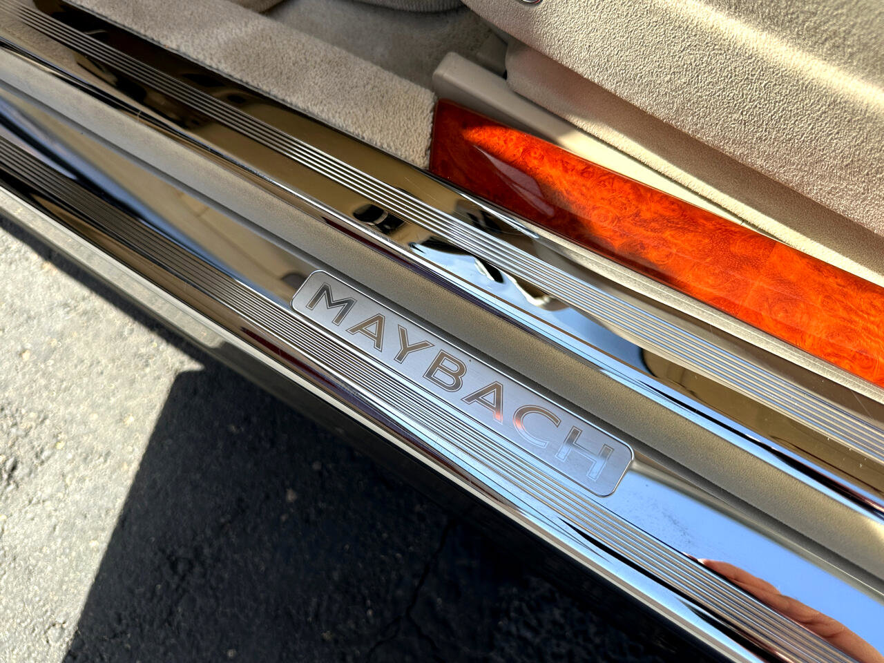 Used 2004 Maybach 57 image 27