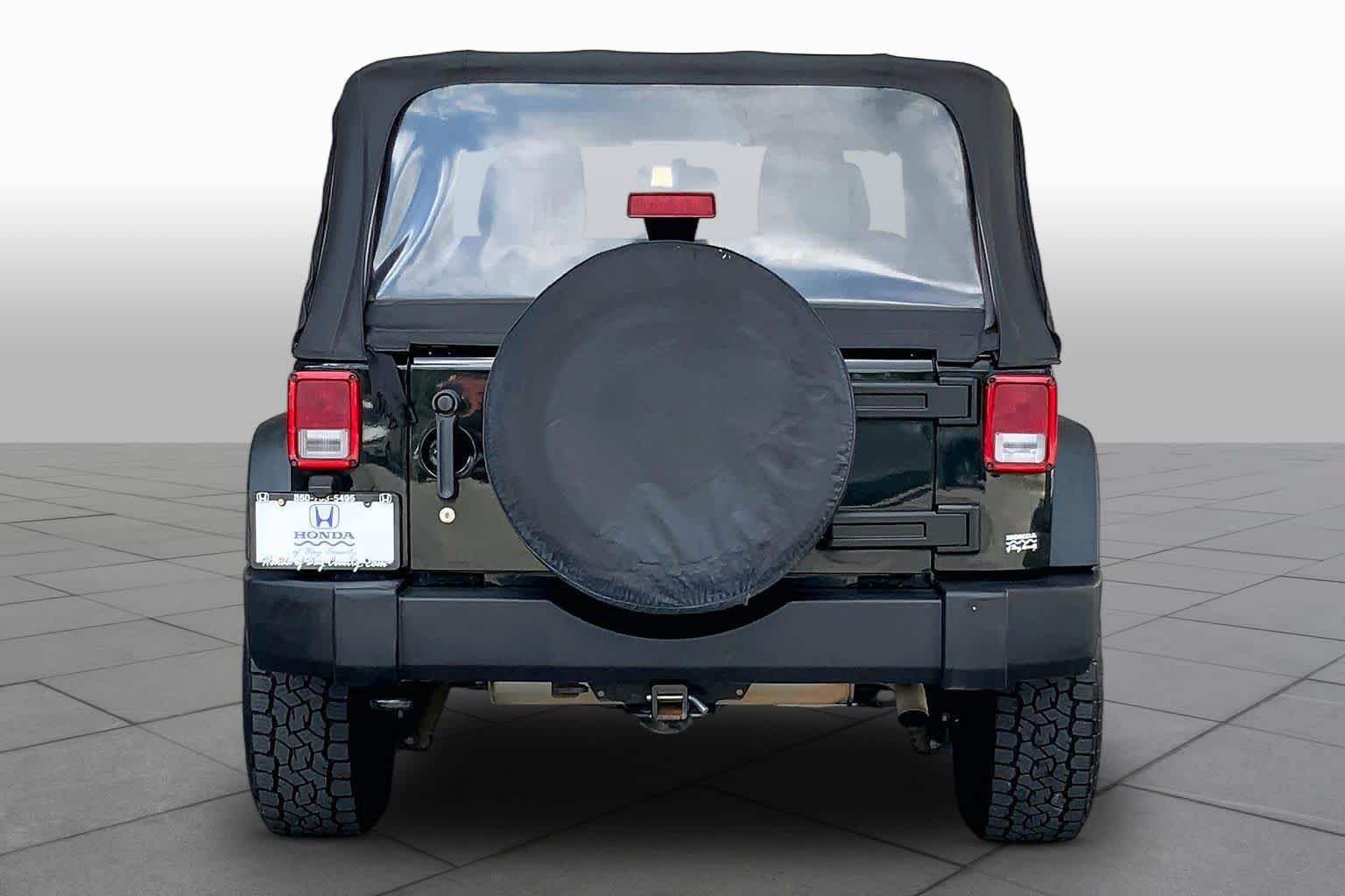 Used 2012 Jeep Wrangler Sport AWD/4WD image 4