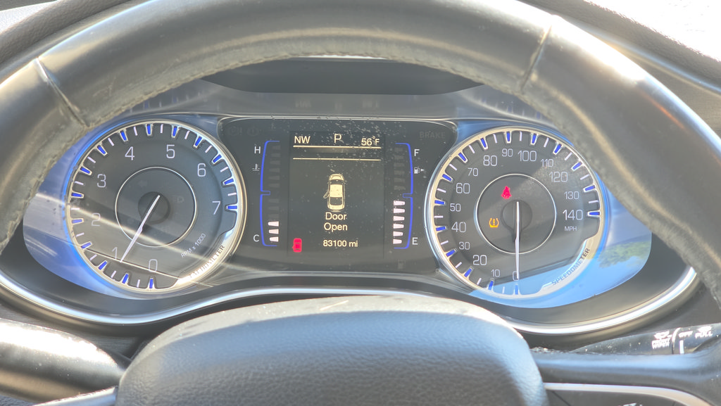 Used 2017 Chrysler 200 Limited Platinum FWD image 11
