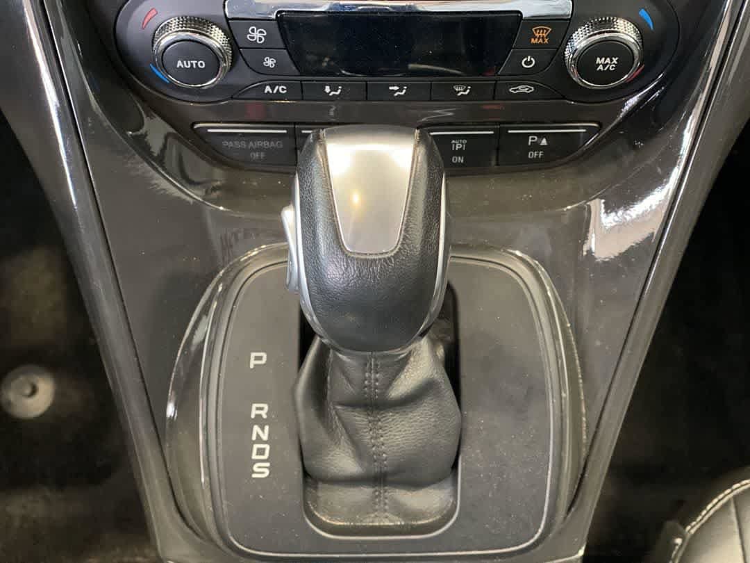 Used 2016 Ford Escape Titanium w/ Equipment Group 301A AWD/4WD image 22