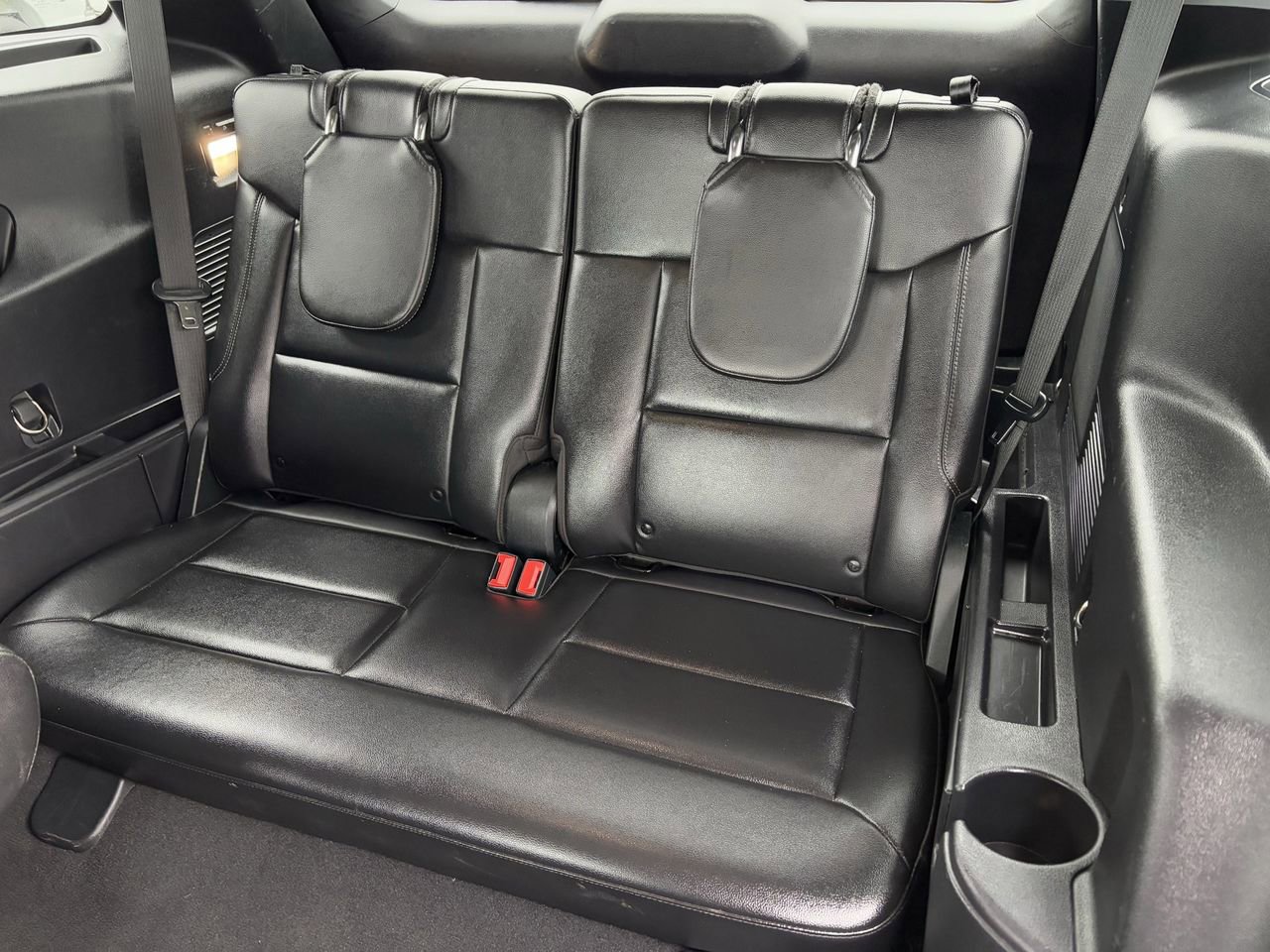 Used 2022 Ford Explorer Limited w/ Equipment Group 301A image 29