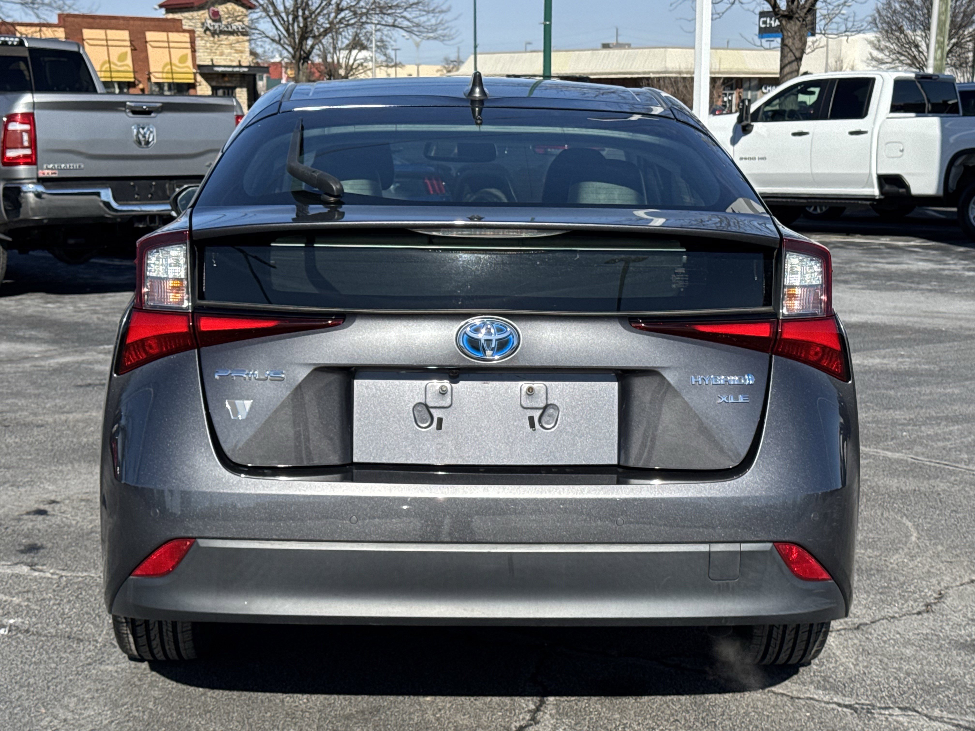 Used 2021 Toyota Prius L Eco image 19