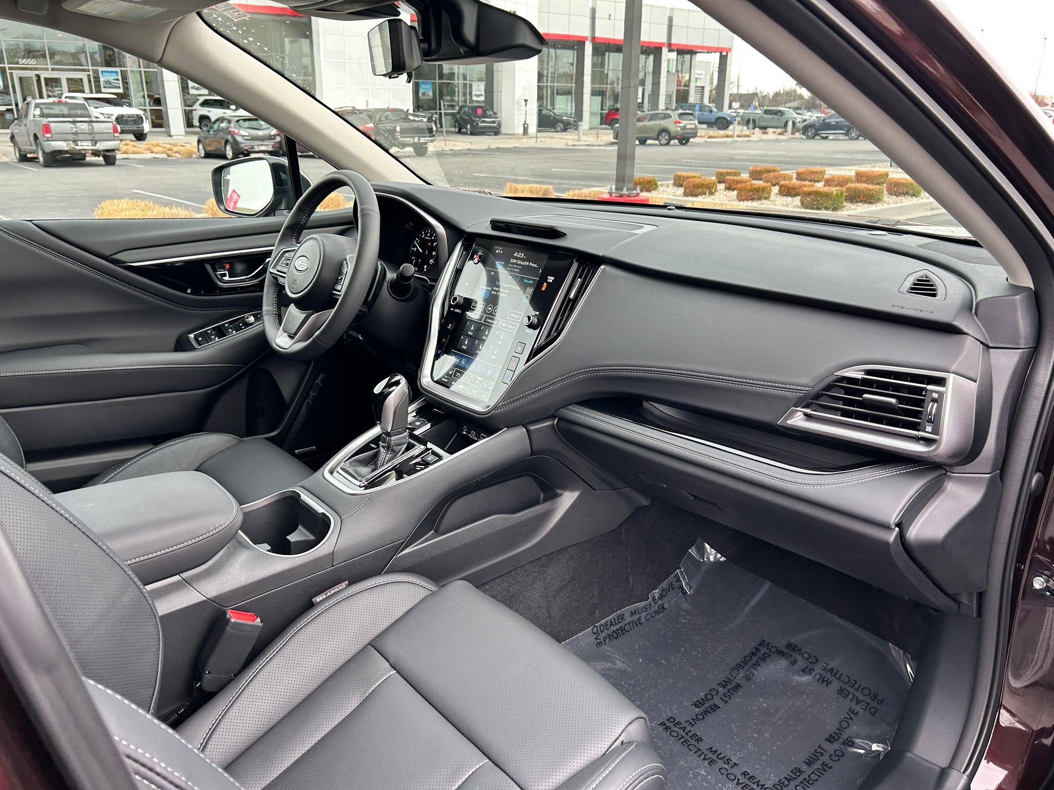 Used 2025 Subaru Outback Touring XT w/ Popular Package #2 image 28