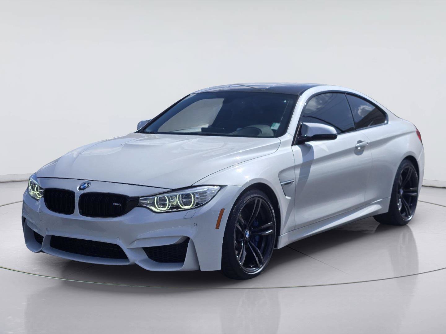 Used 2015 BMW M4 Coupe RWD image 1