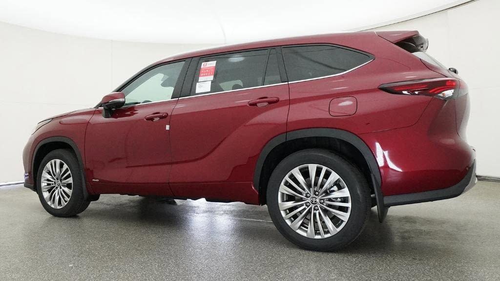 New 2026 Toyota Highlander Platinum AWD/4WD image 20