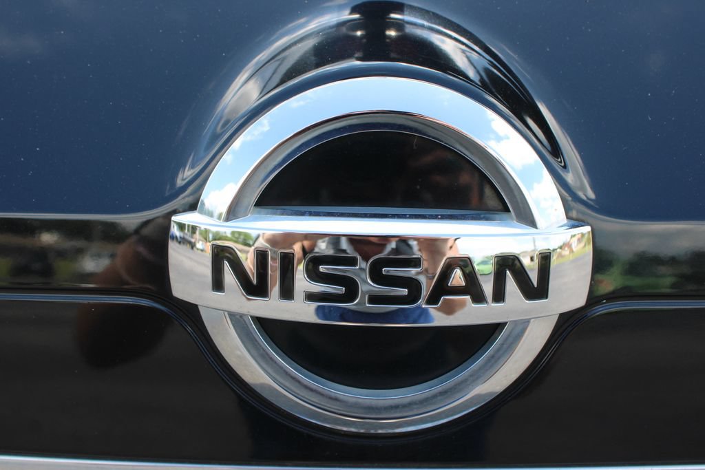 Used 2017 Nissan Rogue S FWD image 14