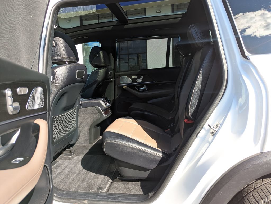 Used 2020 Mercedes-Benz GLS 450 4MATIC image 42