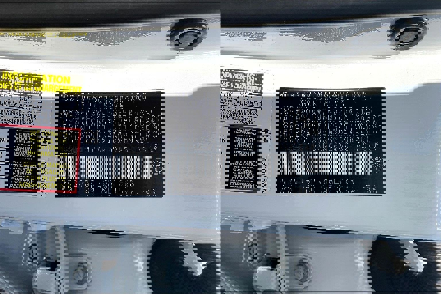 Used 2025 Toyota Camry SE w/ Convenience Package FWD image 19