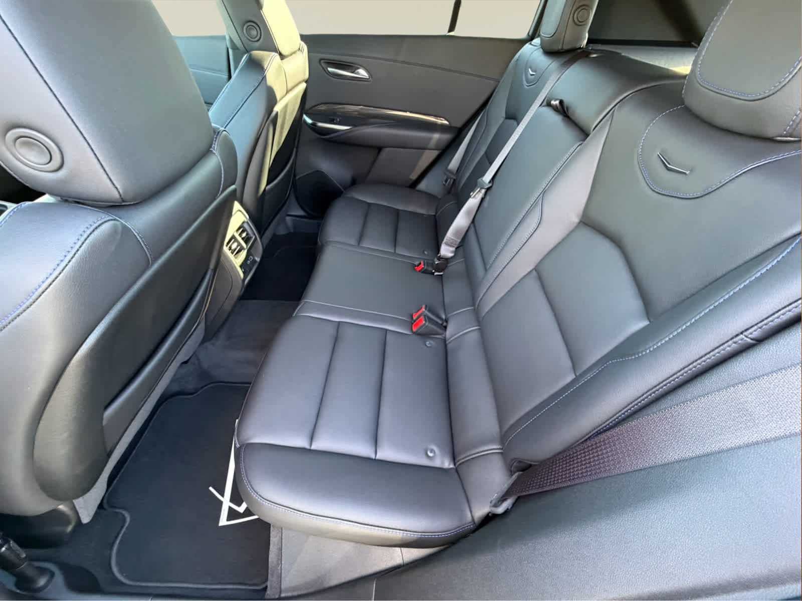 Used 2025 Cadillac XT4 Sport w/ Technology Package AWD/4WD image 46