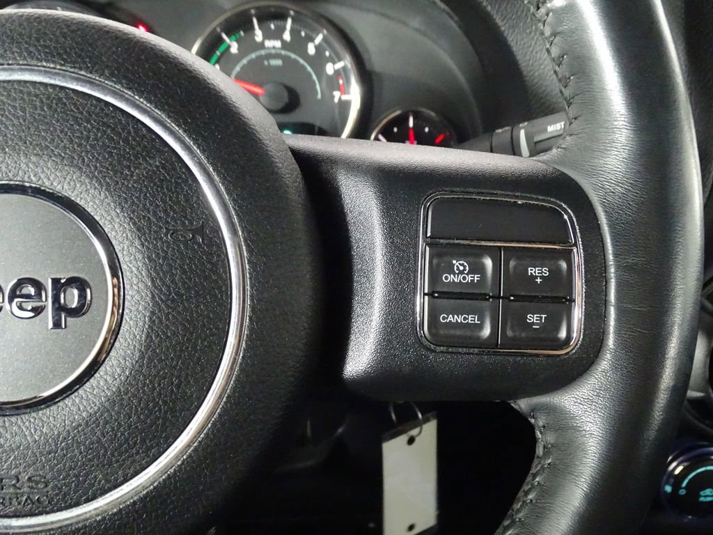 Used 2017 Jeep Wrangler Unlimited Sport w/ Connectivity Group image 15