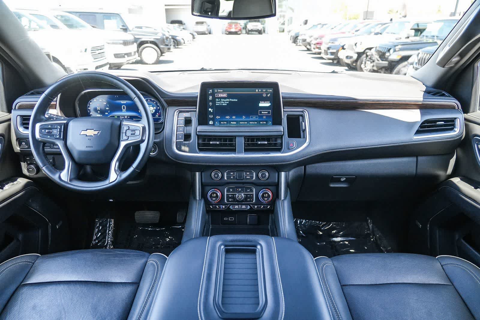 Used 2024 Chevrolet Suburban Premier AWD/4WD image 12