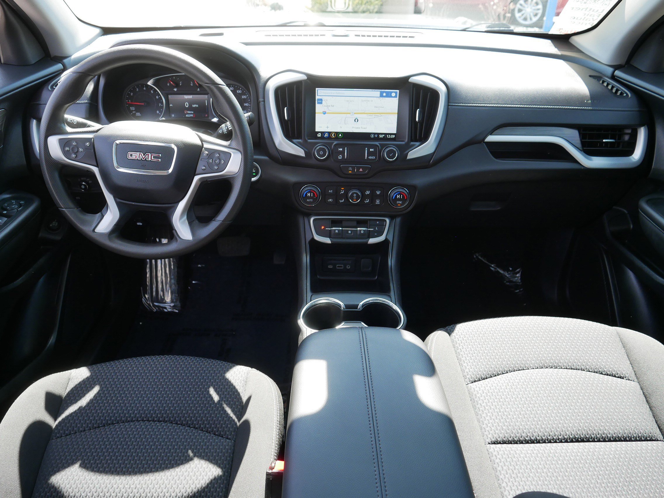 Used 2023 GMC Terrain SLE w/ Driver Convenience Package AWD/4WD image 10