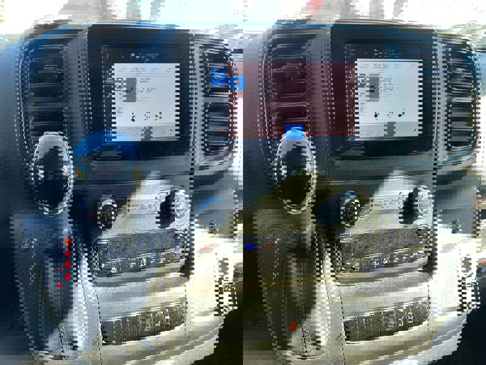 Used 2023 RAM ProMaster 2500 image 14