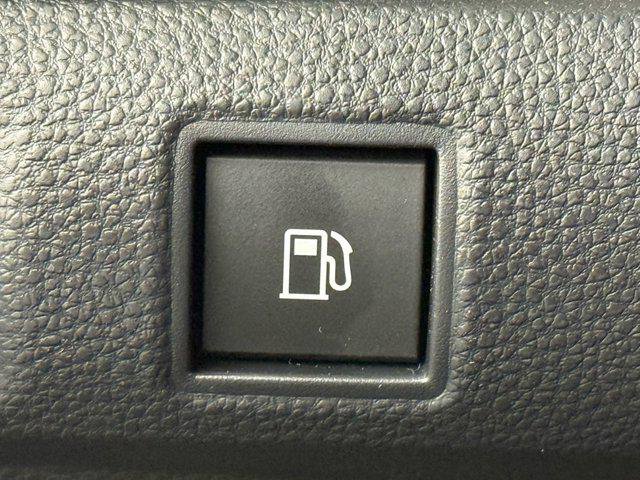 Certified 2026 Toyota Corolla LE image 23