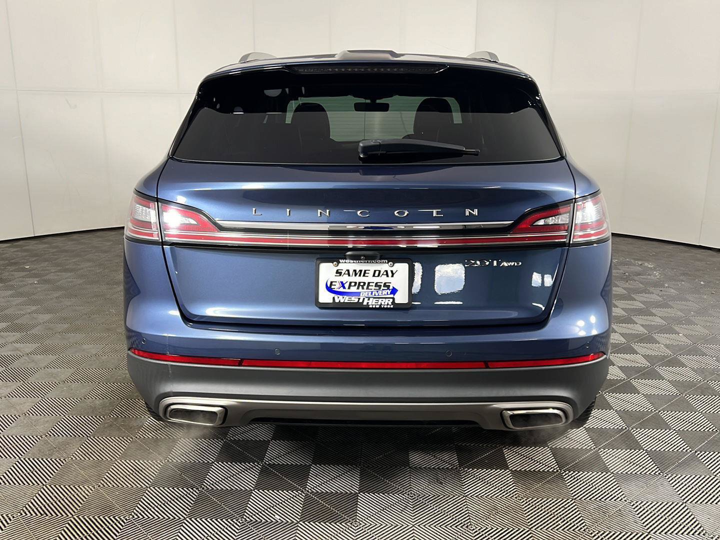 Used 2019 Lincoln Nautilus Reserve AWD/4WD image 6