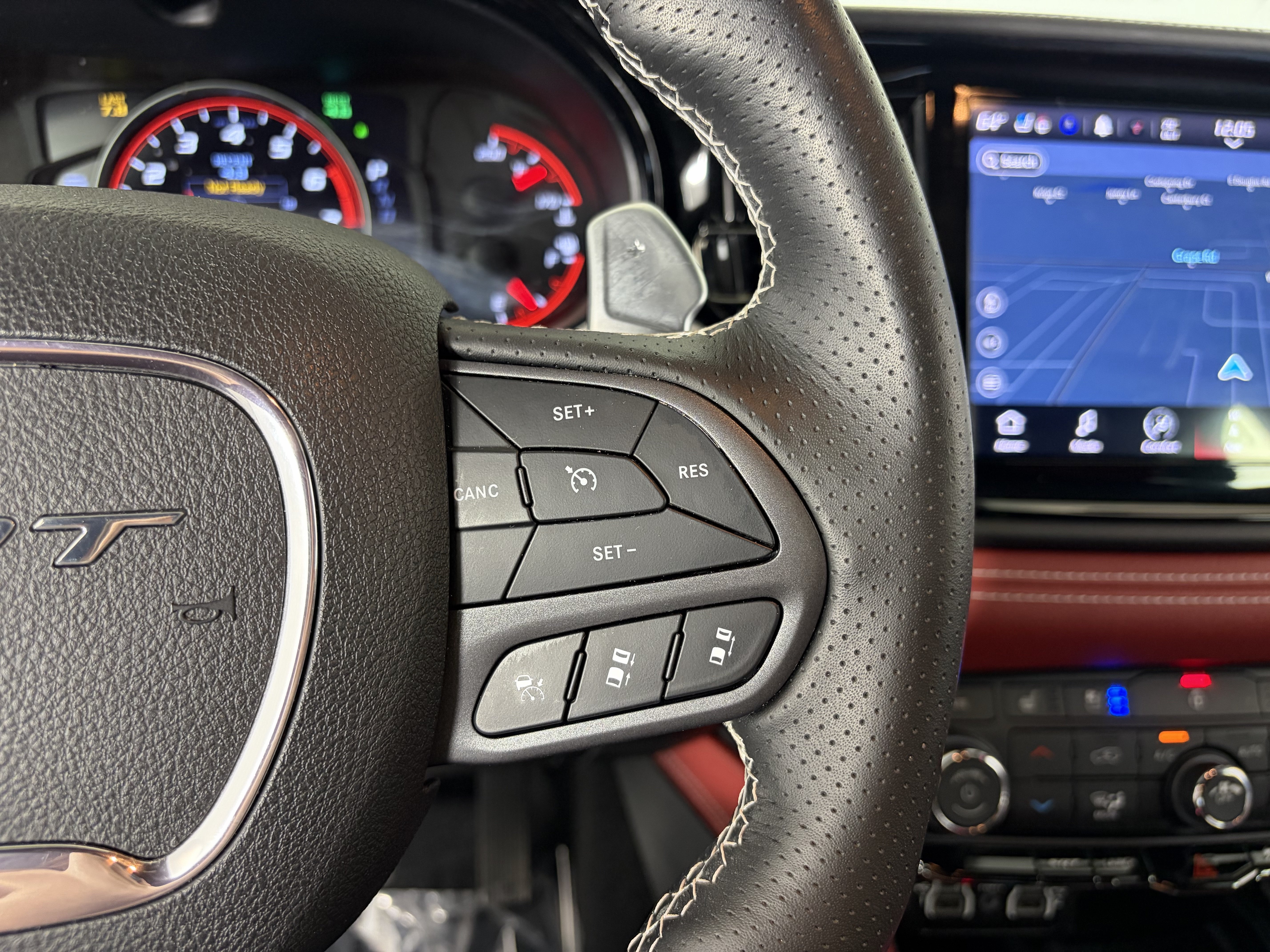 Used 2024 Dodge Durango SRT AWD/4WD image 30