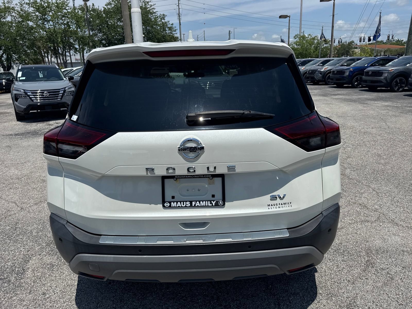 Used 2021 Nissan Rogue SV FWD image 7