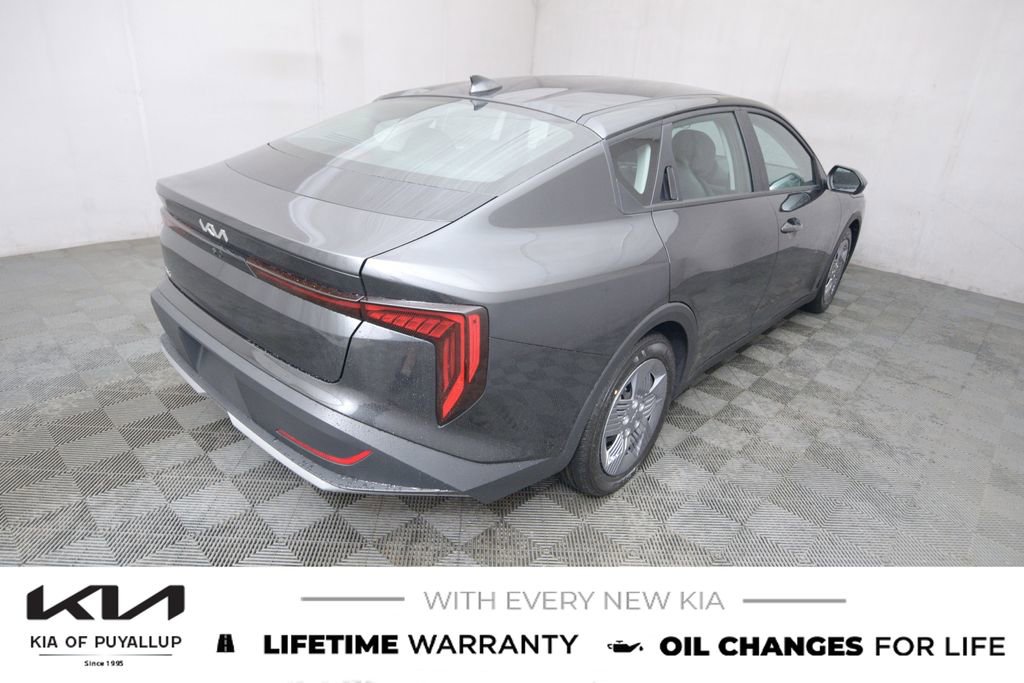 New 2025 Kia K4 LX image 5
