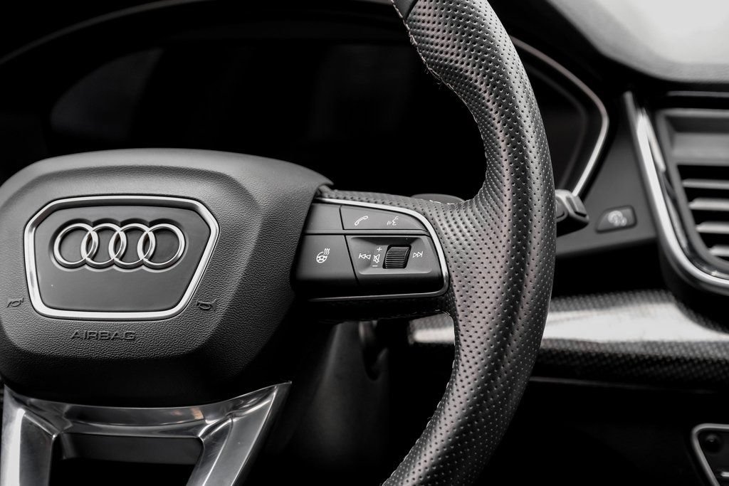 Used 2022 Audi SQ5 Prestige AWD/4WD image 17
