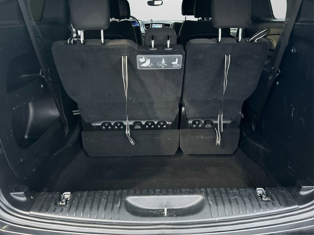 Used 2020 Chrysler Pacifica Touring w/ S Appearance Package image 12