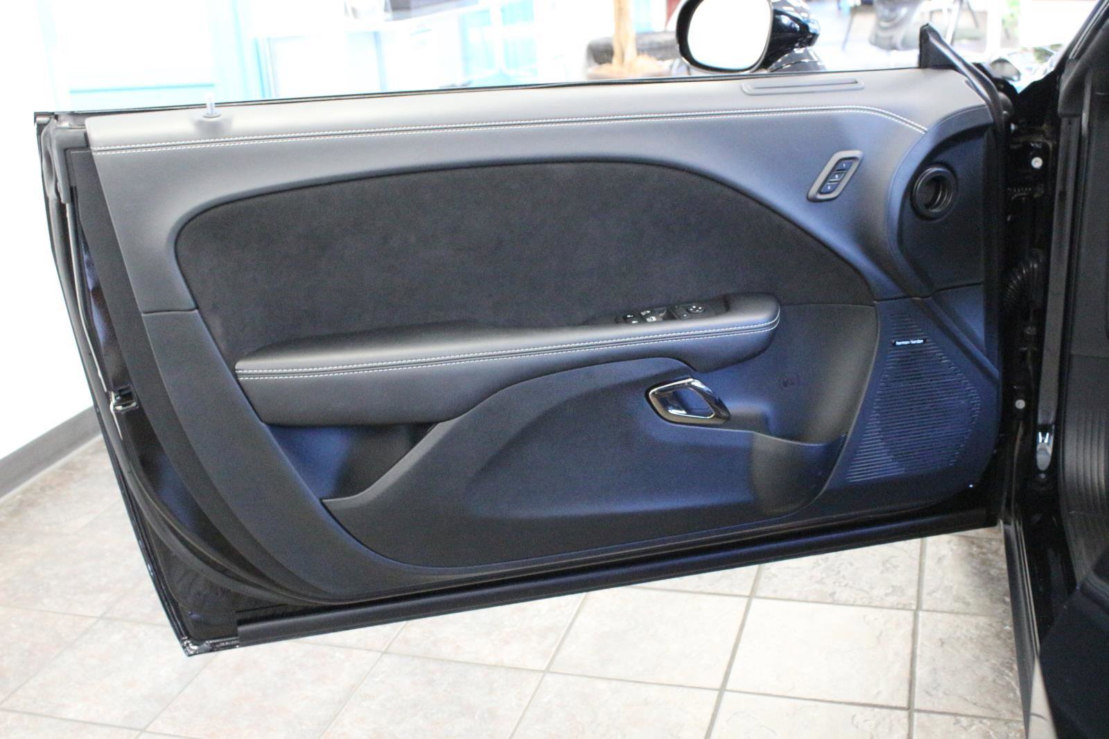 Used 2023 Dodge Challenger SRT Hellcat Redeye image 8