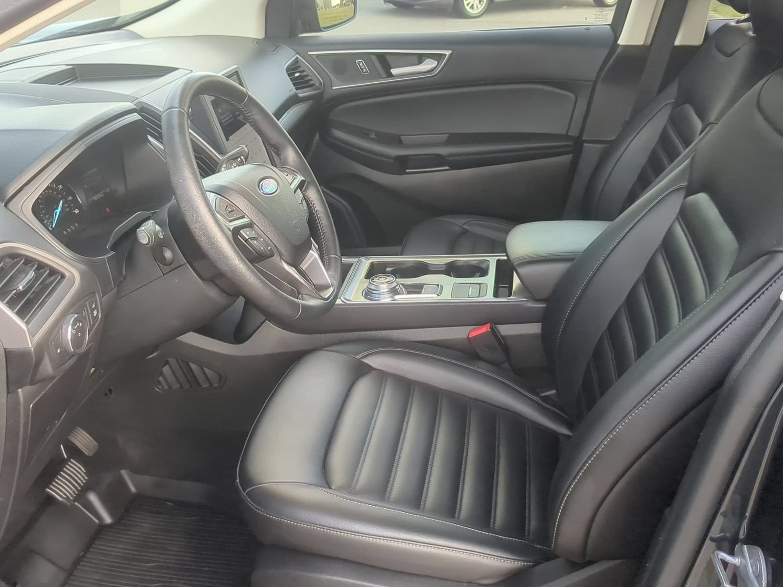 Used 2022 Ford Edge SEL w/ Convenience Package AWD/4WD image 13
