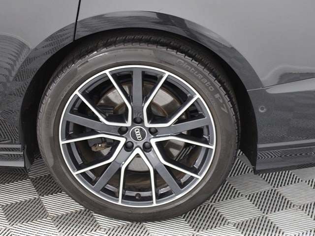 Used 2021 Audi A8 L 4.0T w/ Executive Plus Package AWD/4WD image 18