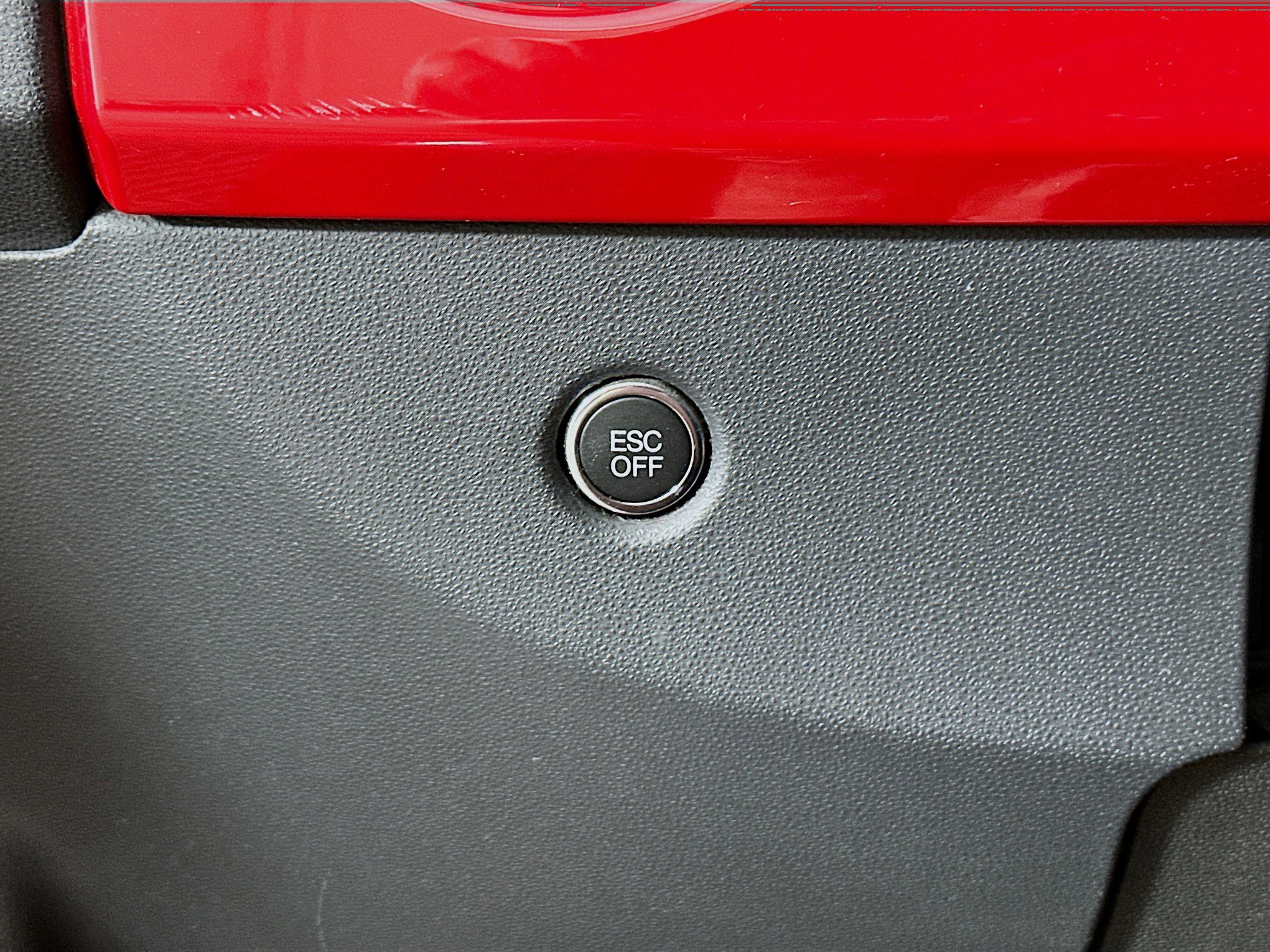 Used 2017 FIAT 500 Pop w/ Red Roof & Mirror Cap Package image 16