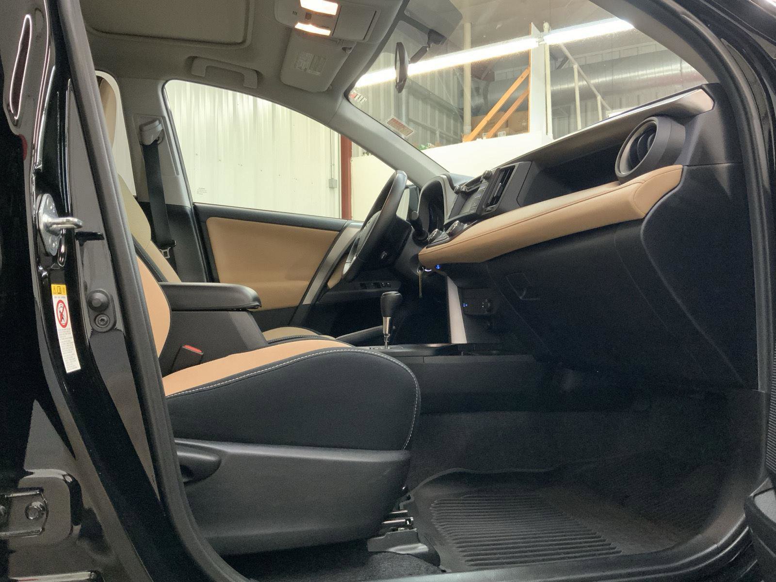 Used 2016 Toyota RAV4 XLE FWD image 24